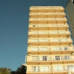 纳达尔酒店 酒店