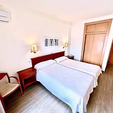 Hotel Nadal 3*